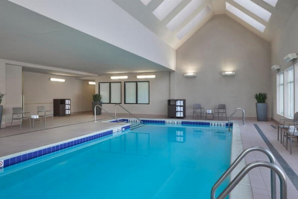 Residence Inn by Marriott Toronto Airport image 18