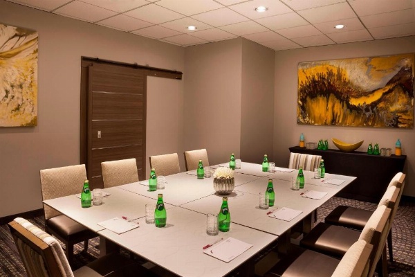 Residence Inn by Marriott Toronto Airport image 25